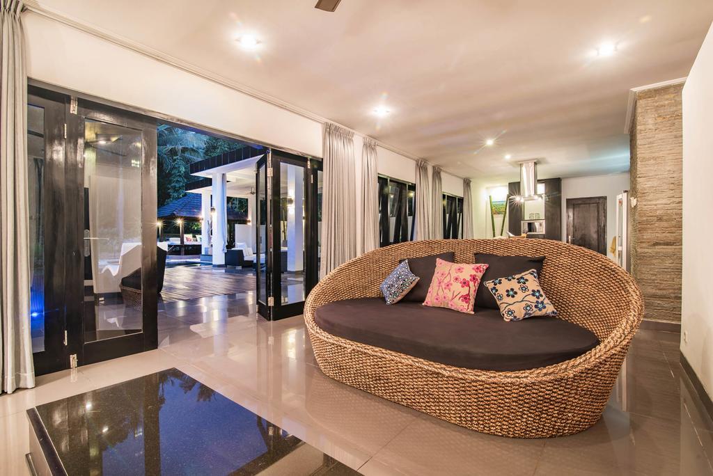 Stunning Villa Lily Ловина Экстерьер фото